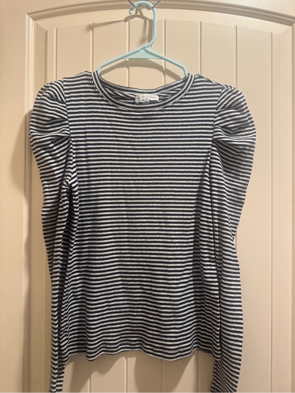 Women’s Striped Puff-Sleeve Top